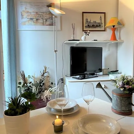 Romantic Nest Apartamento Florencia